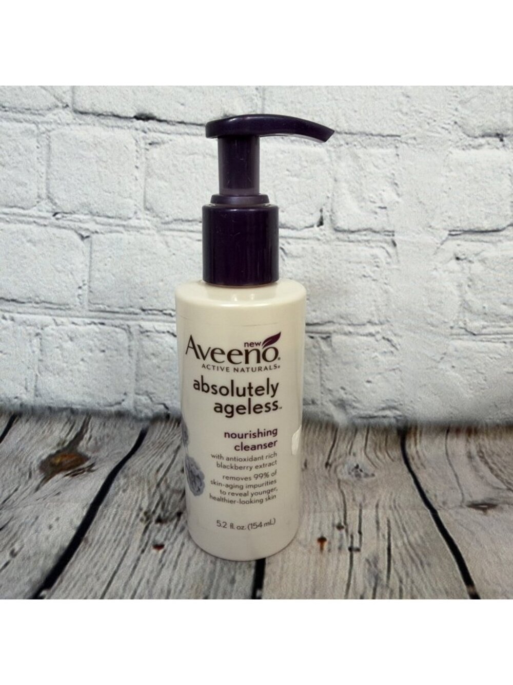 AVEENO ACTIVE NATURALS ABSOLUTELY AGELESS NOURISHING CLEANSER 5.2OZ